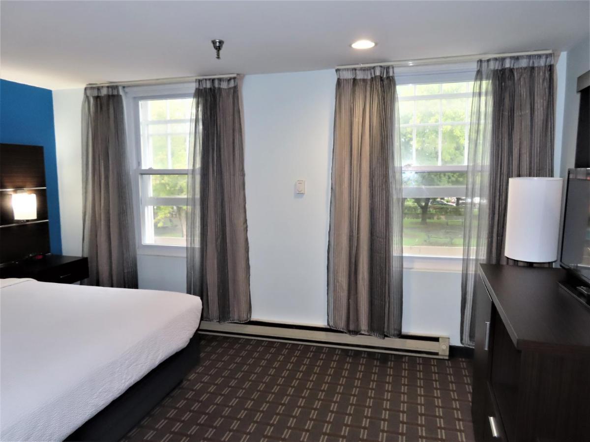 St Charles Hotel Downtown Hudson Kamer foto