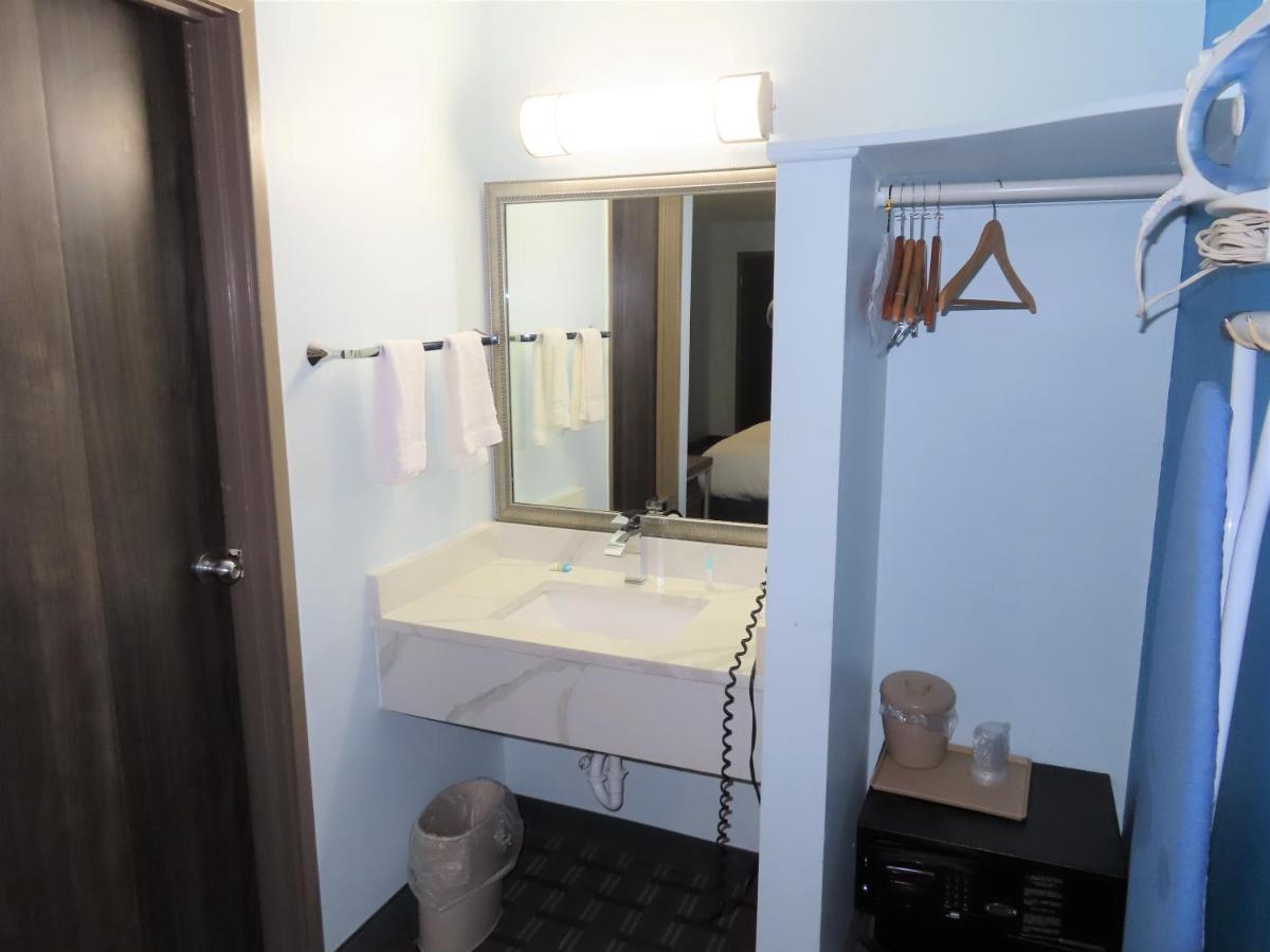 St Charles Hotel Downtown Hudson Kamer foto