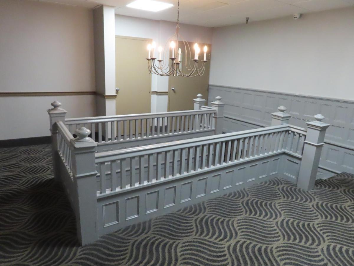 St Charles Hotel Downtown Hudson Buitenkant foto