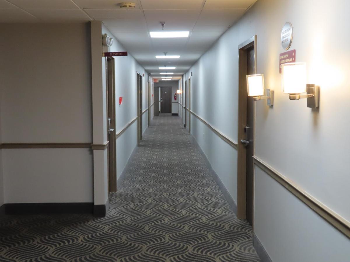 St Charles Hotel Downtown Hudson Buitenkant foto